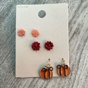 NWT Holiday Earrings